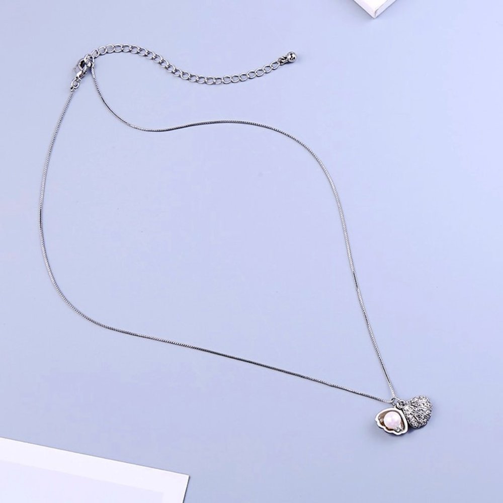 Pearl Open Clam Shell Necklace - Picture 7 of 7
